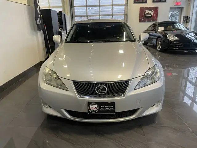 2008 Lexus IS 250 - Photo 2