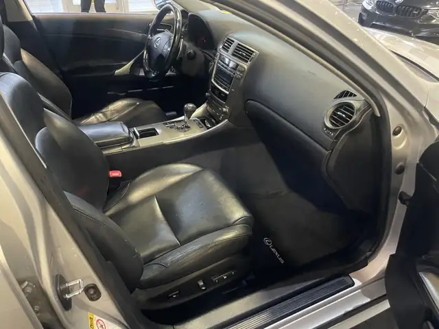 2008 Lexus IS 250 - Photo 12