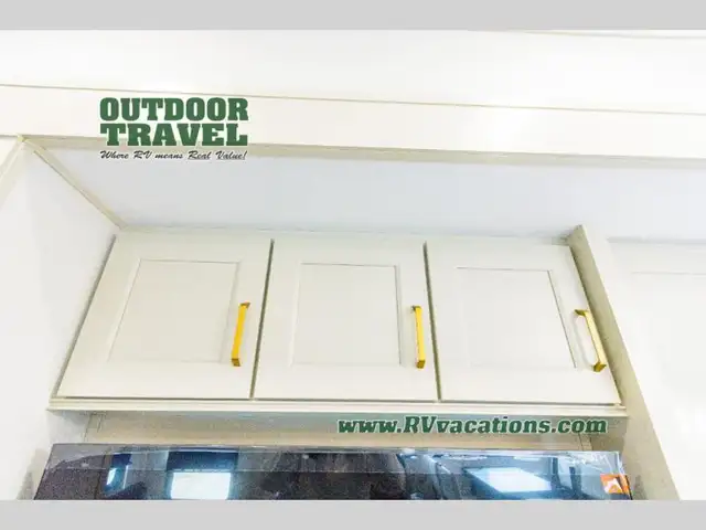 2026 Grand Design Influence 3003RL - Photo 19