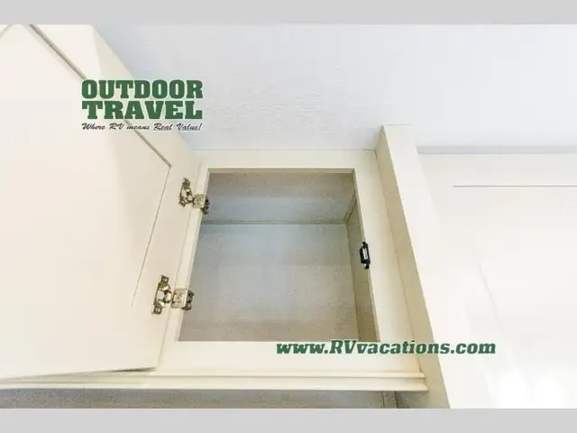 2026 Grand Design Influence 3003RL - Photo 22