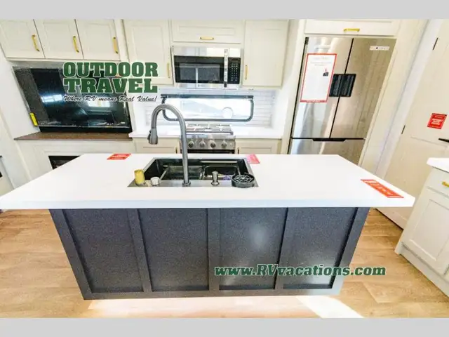 2026 Grand Design Influence 3003RL - Photo 23