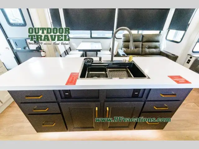 2026 Grand Design Influence 3003RL - Photo 24