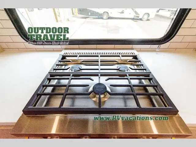 2026 Grand Design Influence 3003RL - Photo 29