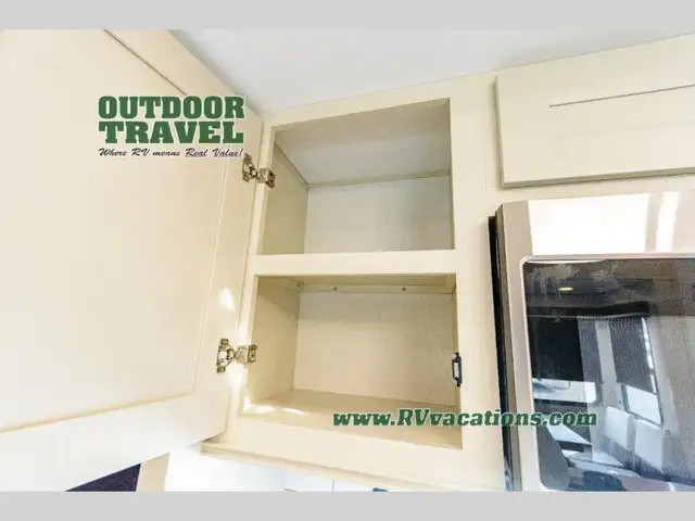 2026 Grand Design Influence 3003RL - Photo 34