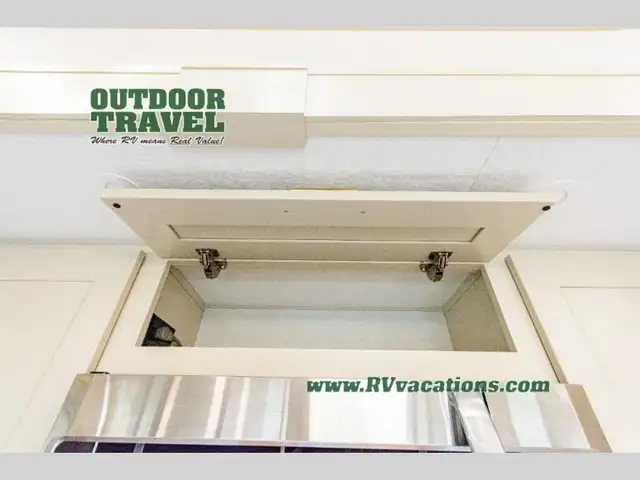 2026 Grand Design Influence 3003RL - Photo 36