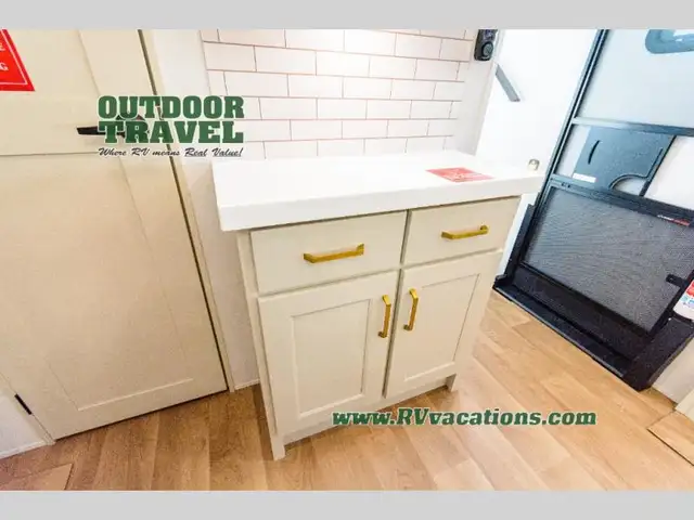 2026 Grand Design Influence 3003RL - Photo 37