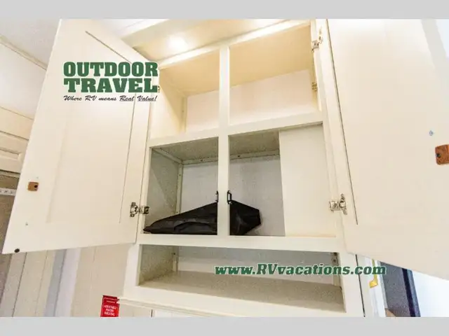 2026 Grand Design Influence 3003RL - Photo 41