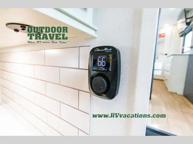 2026 Grand Design Influence 3003RL - Photo 42