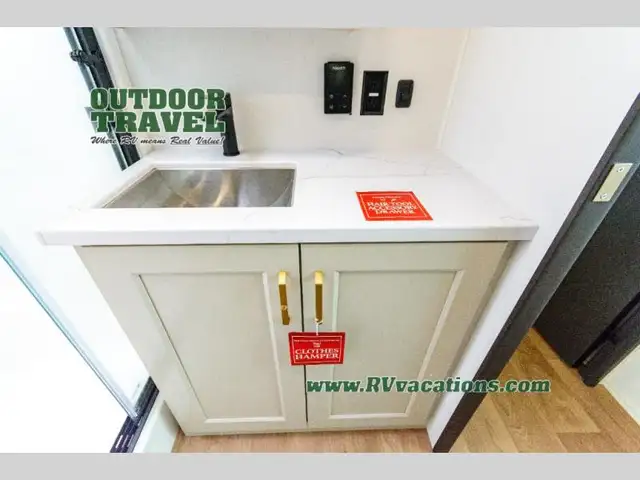 2026 Grand Design Influence 3003RL - Photo 53