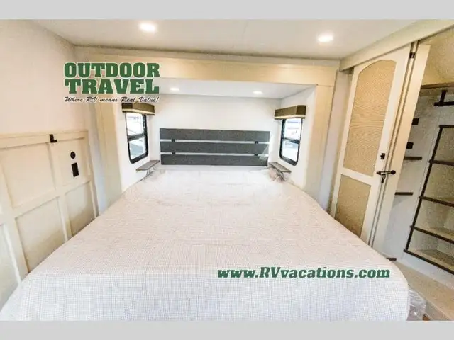 2026 Grand Design Influence 3003RL - Photo 64