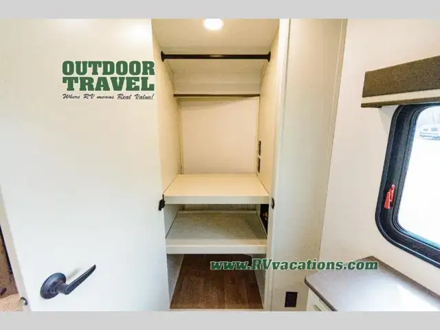 2026 Grand Design Influence 3003RL - Photo 69