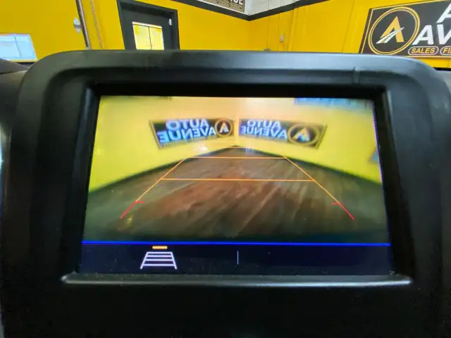 2020 Chevrolet Equinox LT - HEATED SEATS, BLUETOOTH, POWERED SEA - Photo 17