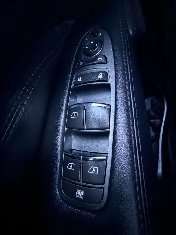 2013 Infiniti JX35 Base 4dr All-wheel Drive Sport Utility CVT - Photo 19