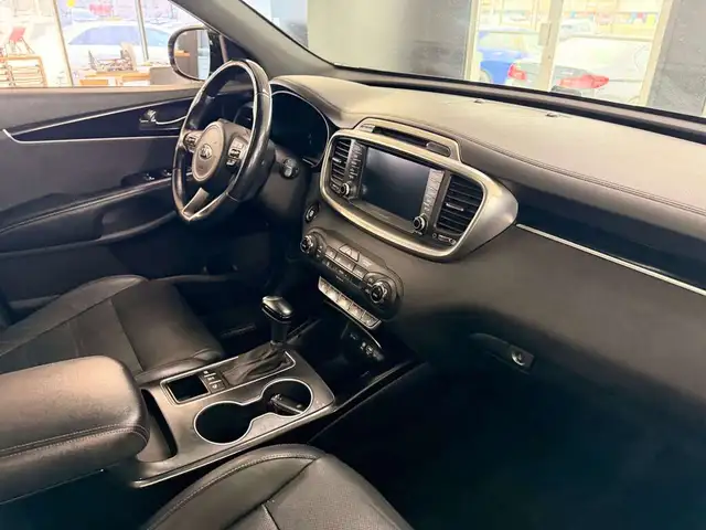 2016 Kia Sorento SX - Photo 11