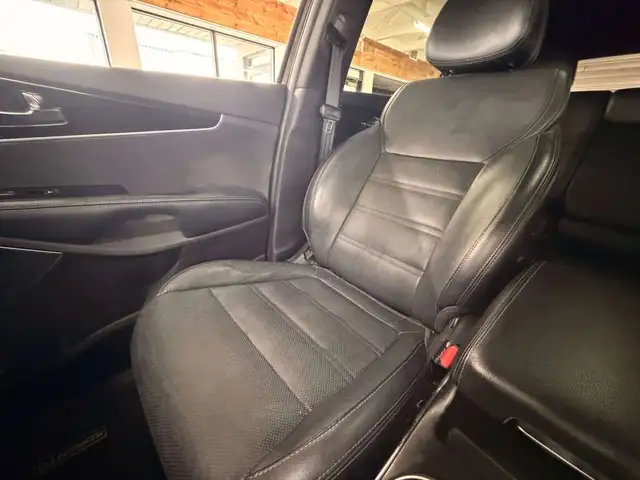 2016 Kia Sorento SX - Photo 36