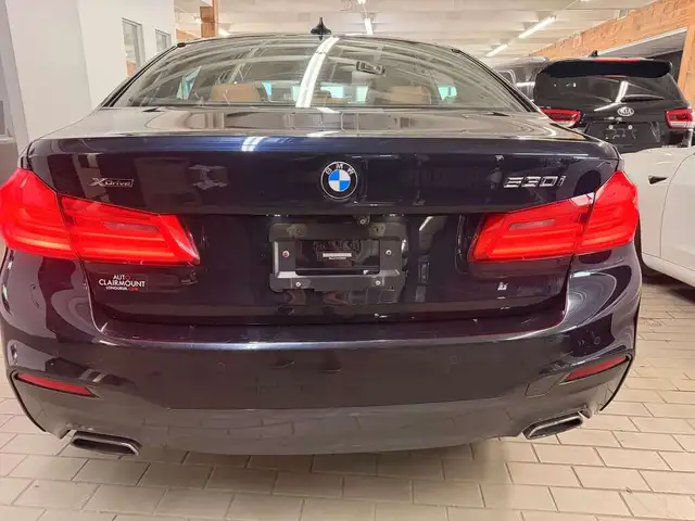 2017 BMW 5 Series xDrive - Photo 4