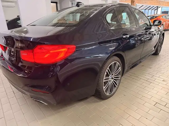 2017 BMW 5 Series xDrive - Photo 5