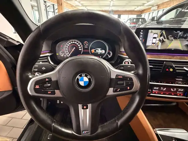 2017 BMW 5 Series xDrive - Photo 22