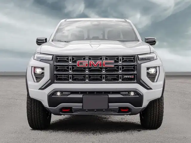 2026 GMC Canyon - Photo 2