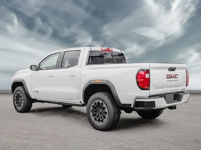 2026 GMC Canyon - Photo 4