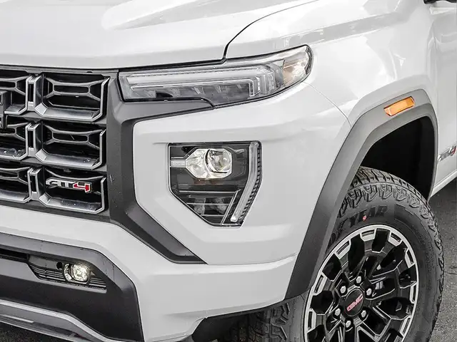 2026 GMC Canyon - Photo 9