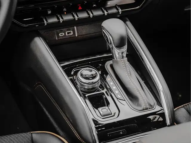 2026 GMC Canyon - Photo 13