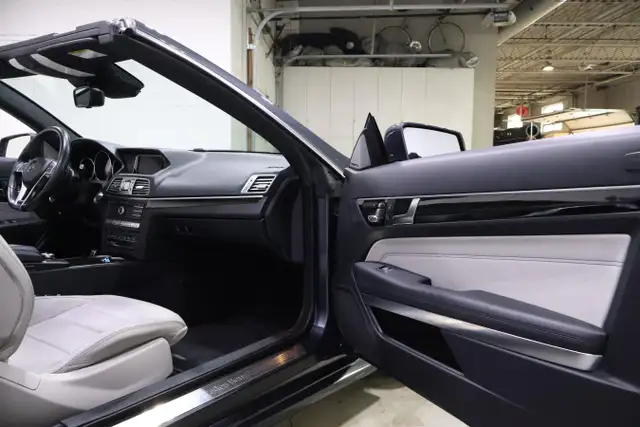2016 Mercedes-Benz E400 Cabriolet | CLEAN CARFAX - Photo 21
