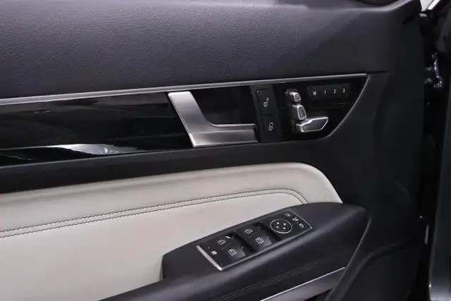 2016 Mercedes-Benz E400 Cabriolet | CLEAN CARFAX - Photo 22