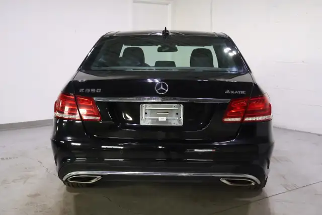 2014 Mercedes-Benz E-Class E 550 4MATIC Sedan - Photo 5