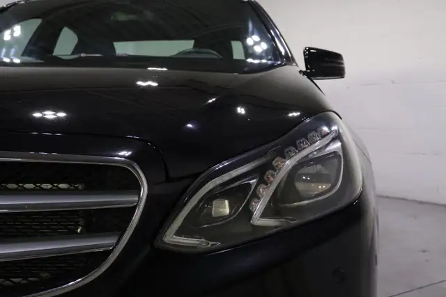 2014 Mercedes-Benz E-Class E 550 4MATIC Sedan - Photo 11