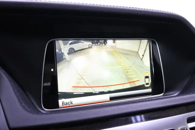 2014 Mercedes-Benz E-Class E 550 4MATIC Sedan - Photo 18