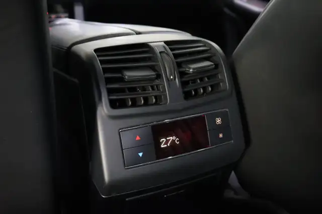 2014 Mercedes-Benz E-Class E 550 4MATIC Sedan - Photo 28