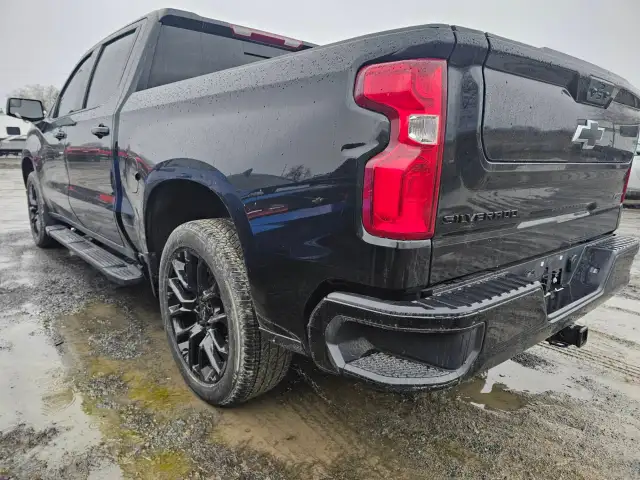 2024 Chevrolet Silverado 1500 - Photo 2