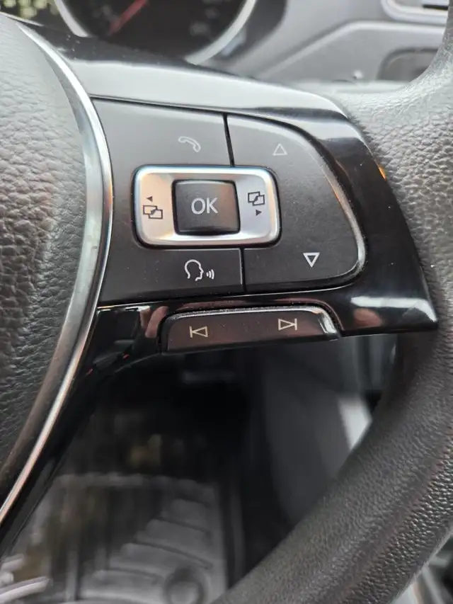 Volkswagen Jetta Trendline  2016 TRENDLINE  1.4T AIR CLIM MAGS - Photo 10