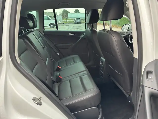 2017 Volkswagen Tiguan Wolfsburg Edition - Photo 19