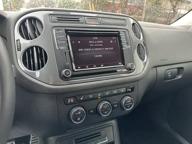 2017 Volkswagen Tiguan Wolfsburg Edition - Photo 28