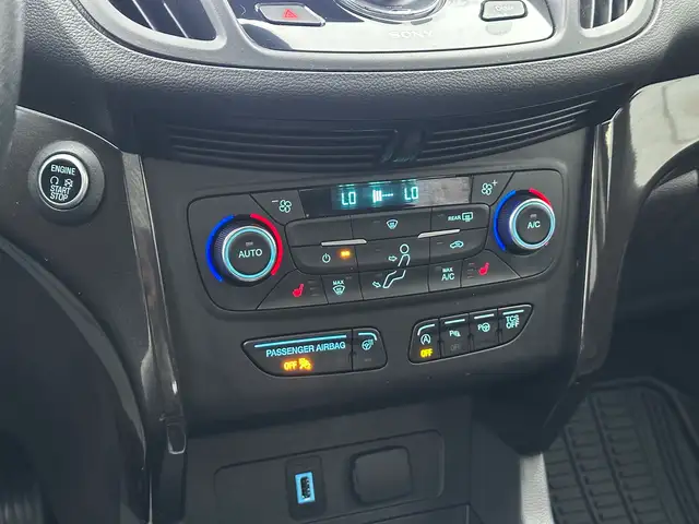 2017 Ford Escape Titanium - Photo 35