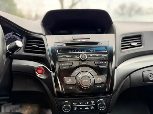 2013 Acura ILX Tech 106KM CERTIFIED-WARRANTY - Photo 23