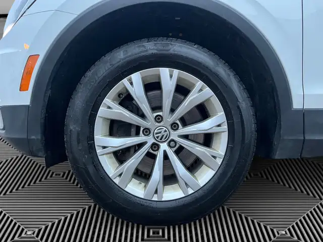 2018 Volkswagen Tiguan TRENDLINE | BACK-UP CAM | HTD SEATS | APP - Photo 9