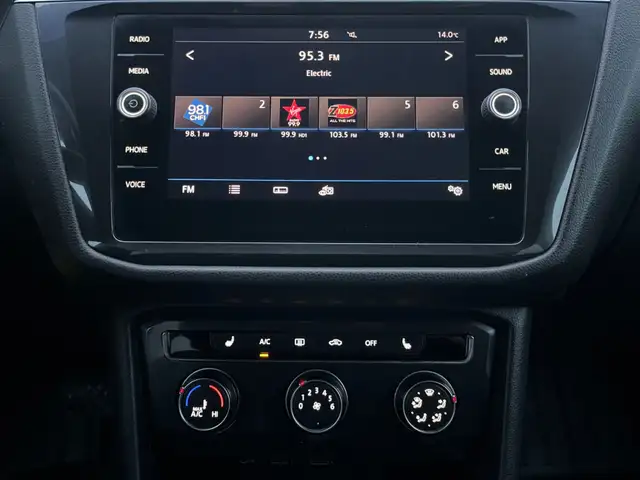 2018 Volkswagen Tiguan TRENDLINE | BACK-UP CAM | HTD SEATS | APP - Photo 13