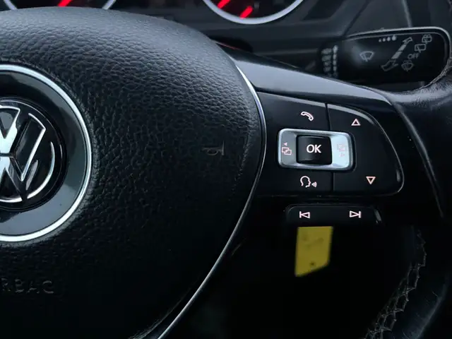 2018 Volkswagen Tiguan TRENDLINE | BACK-UP CAM | HTD SEATS | APP - Photo 19