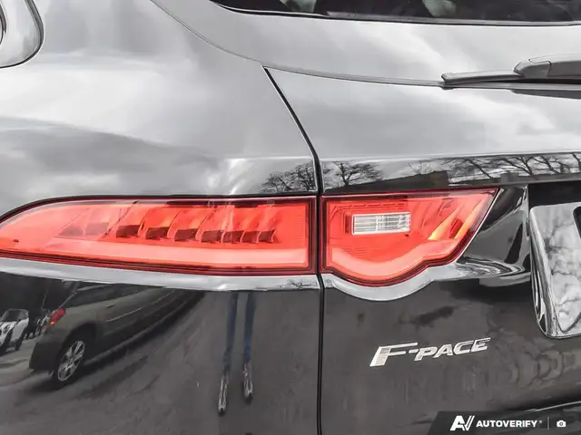 2018 Jaguar F-PACE 25t AWD Prestige - Photo 11