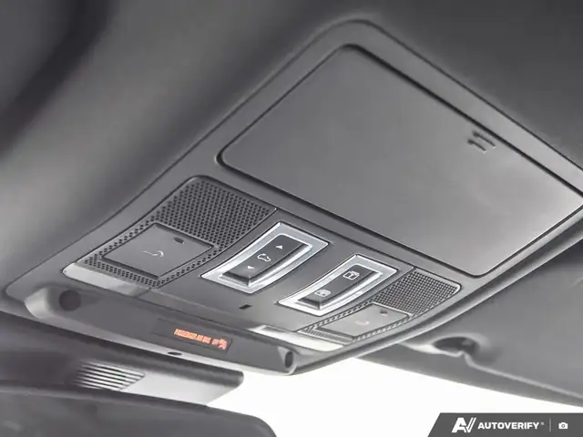 2018 Jaguar F-PACE 25t AWD Prestige - Photo 21