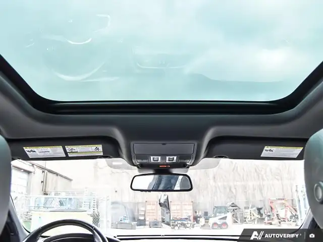 2018 Jaguar F-PACE 25t AWD Prestige - Photo 25