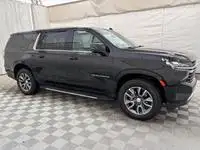 2024 Chevrolet Suburban LT - Photo 3