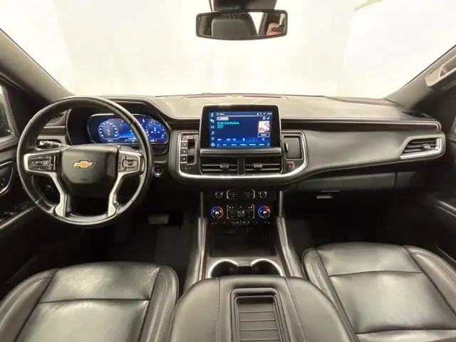 2024 Chevrolet Suburban LT - Photo 11