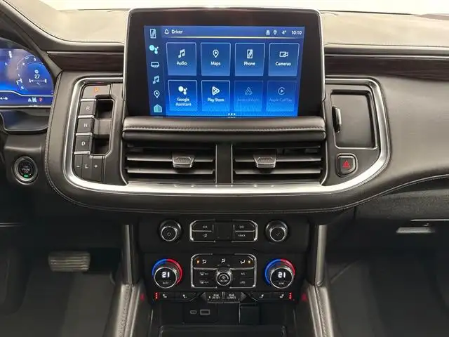 2024 Chevrolet Suburban LT - Photo 15