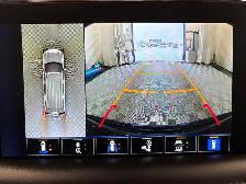 2024 Chevrolet Suburban LT - Photo 18