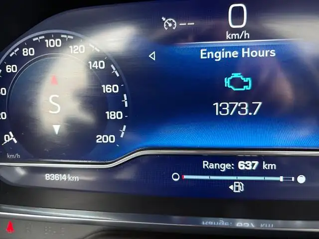 2024 Chevrolet Suburban LT - Photo 19