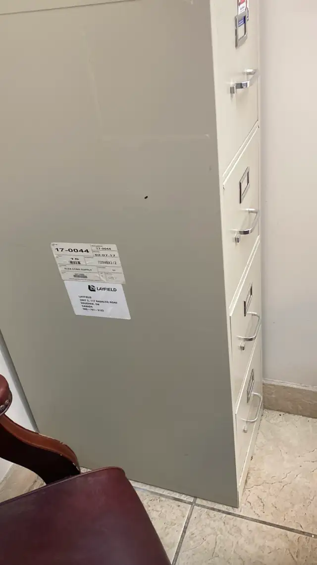 Filing Cabinets Very Good Condition Super Clean - Photo 4